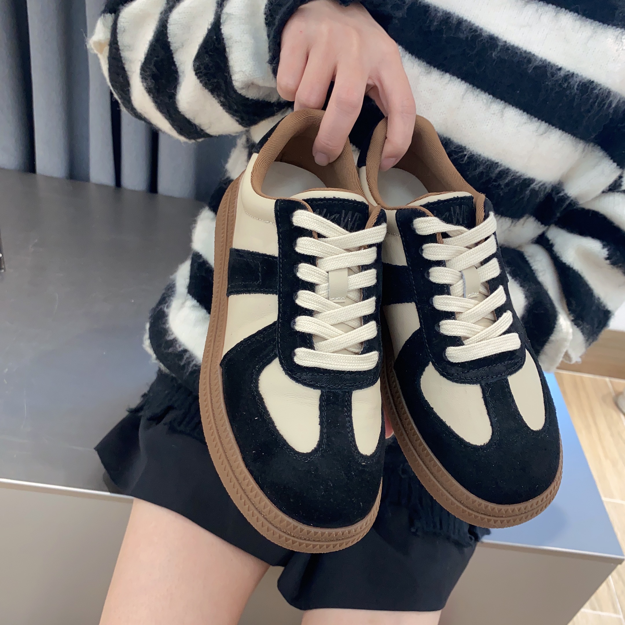 2022-winter-comfortable-flat-shoes-american-retro-genuine-leather-suede-derby-shoes-casual-versatile_3 2022 Winter Comfortable Flat Shoes American Retro Genuine Leather Suede Derby Shoes Casual Versatile