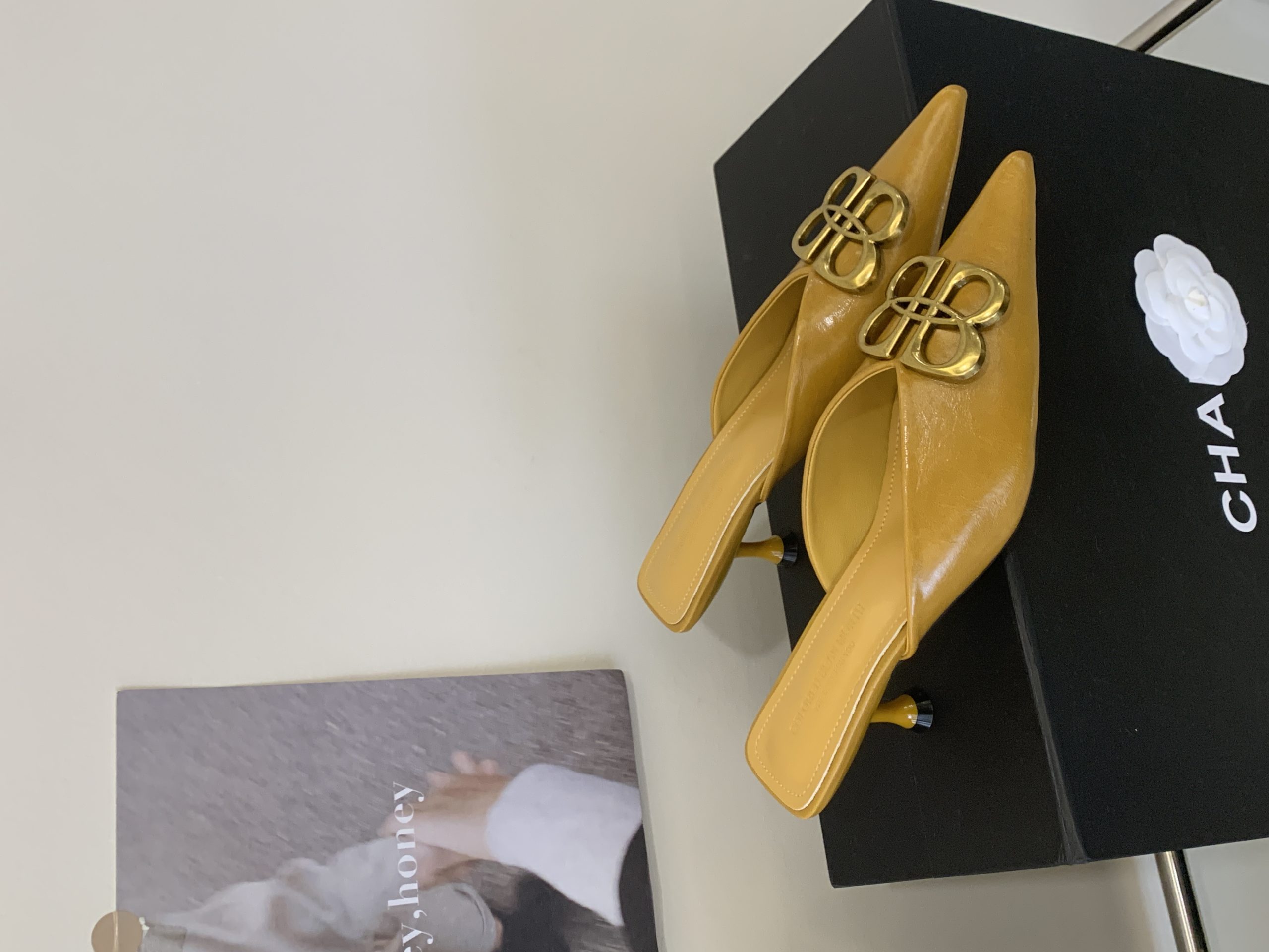 2026-new-slim-fit-buckle-pointed-toe-high-heel-slippers-for-women 2026 New Slim Fit Buckle Pointed Toe High Heel Slippers for Women