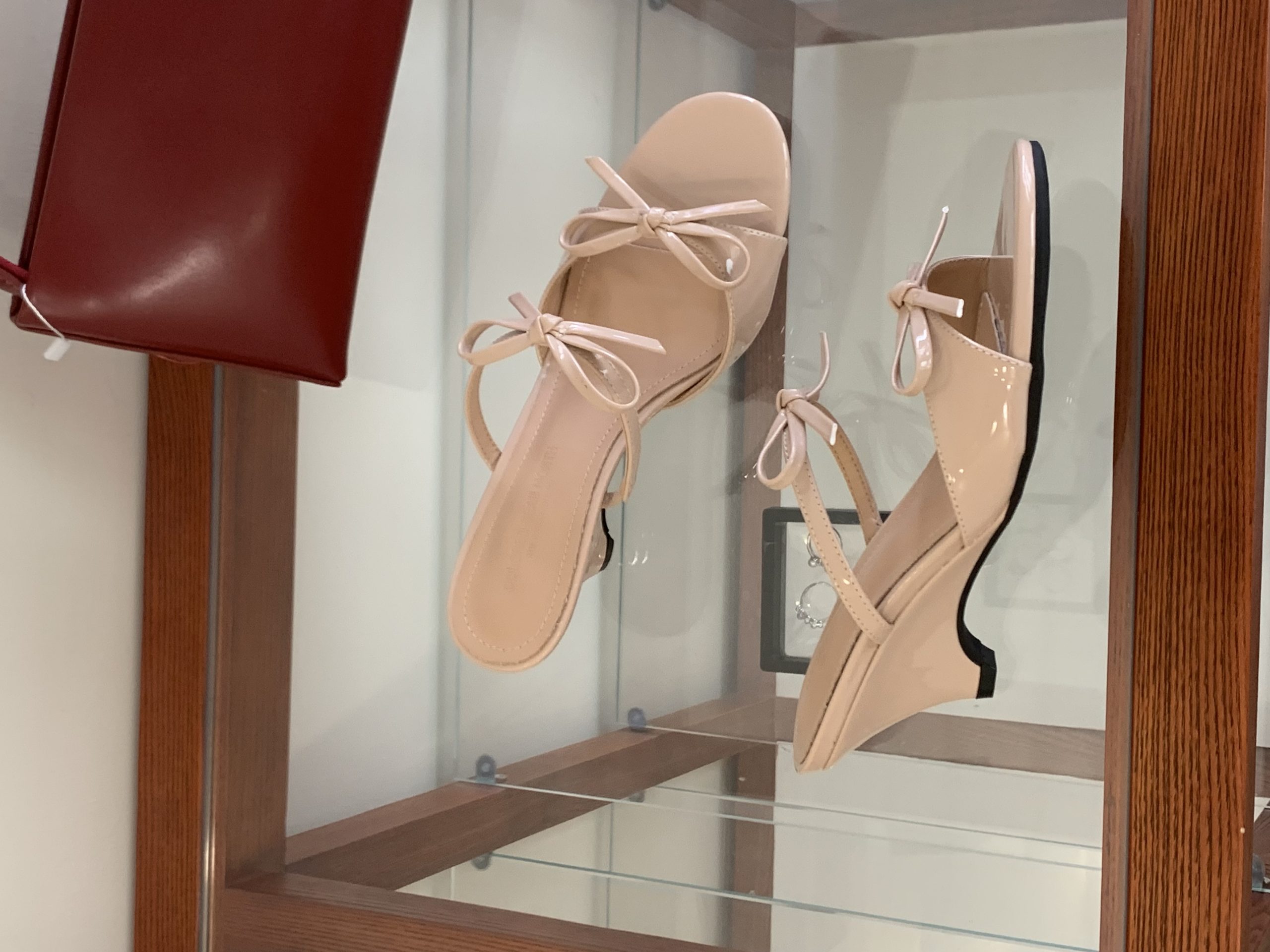 2026-new-summer-slippers-slip-on-fashion-french-style-chunky-heel-comfortable-open-toe-half-slippers-style-91a749_1 2026 New Summer Slippers Slip-On Fashion French Style Chunky Heel Comfortable Open Toe Half Slippers - Style 91a749