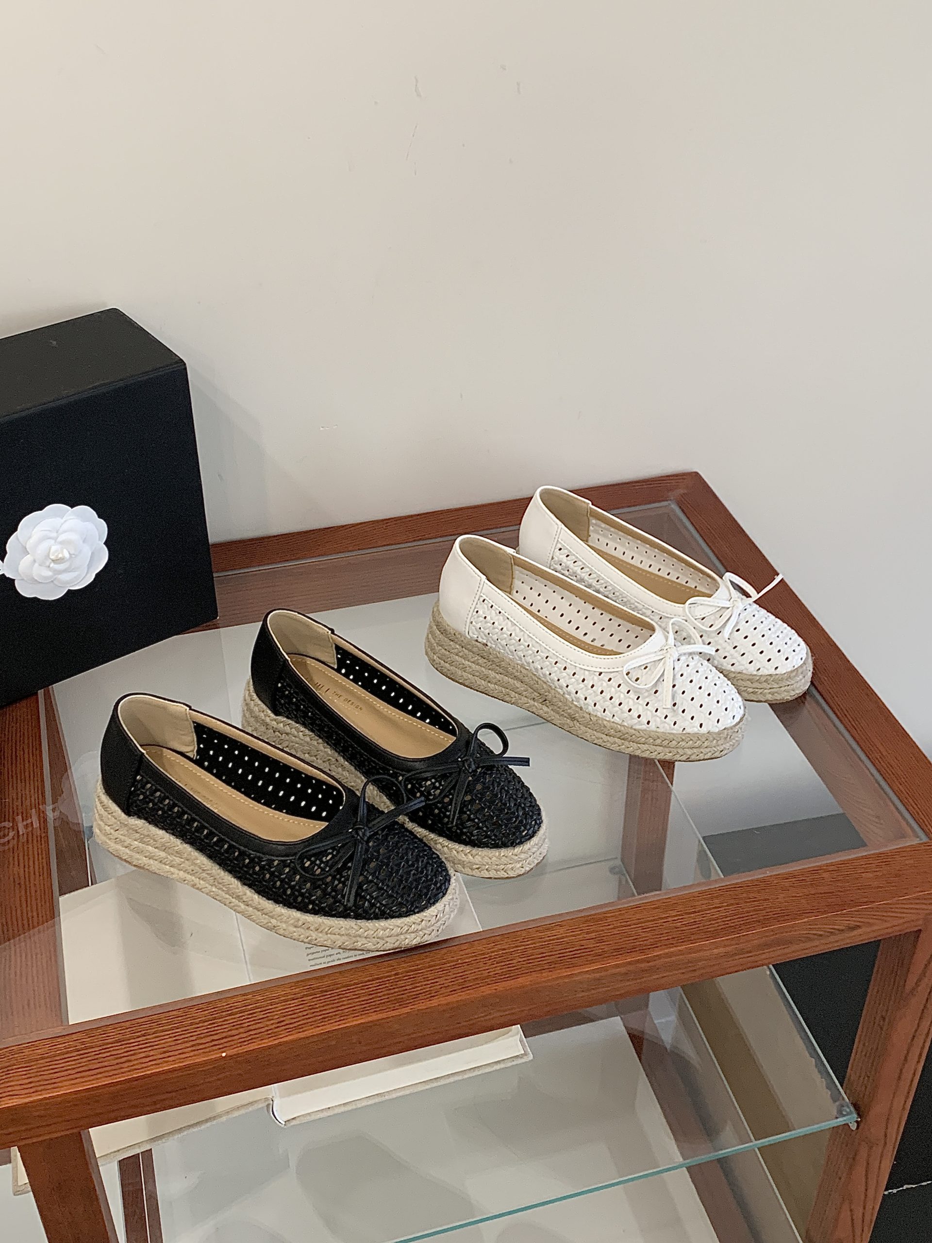 2026-summer-new-openwork-jute-bow-womens-comfortable-soft-sole-mesh-platform-low-top-shoes 2026 Summer New Openwork Jute Bow Women's Comfortable Soft Sole Mesh Platform Low Top Shoes