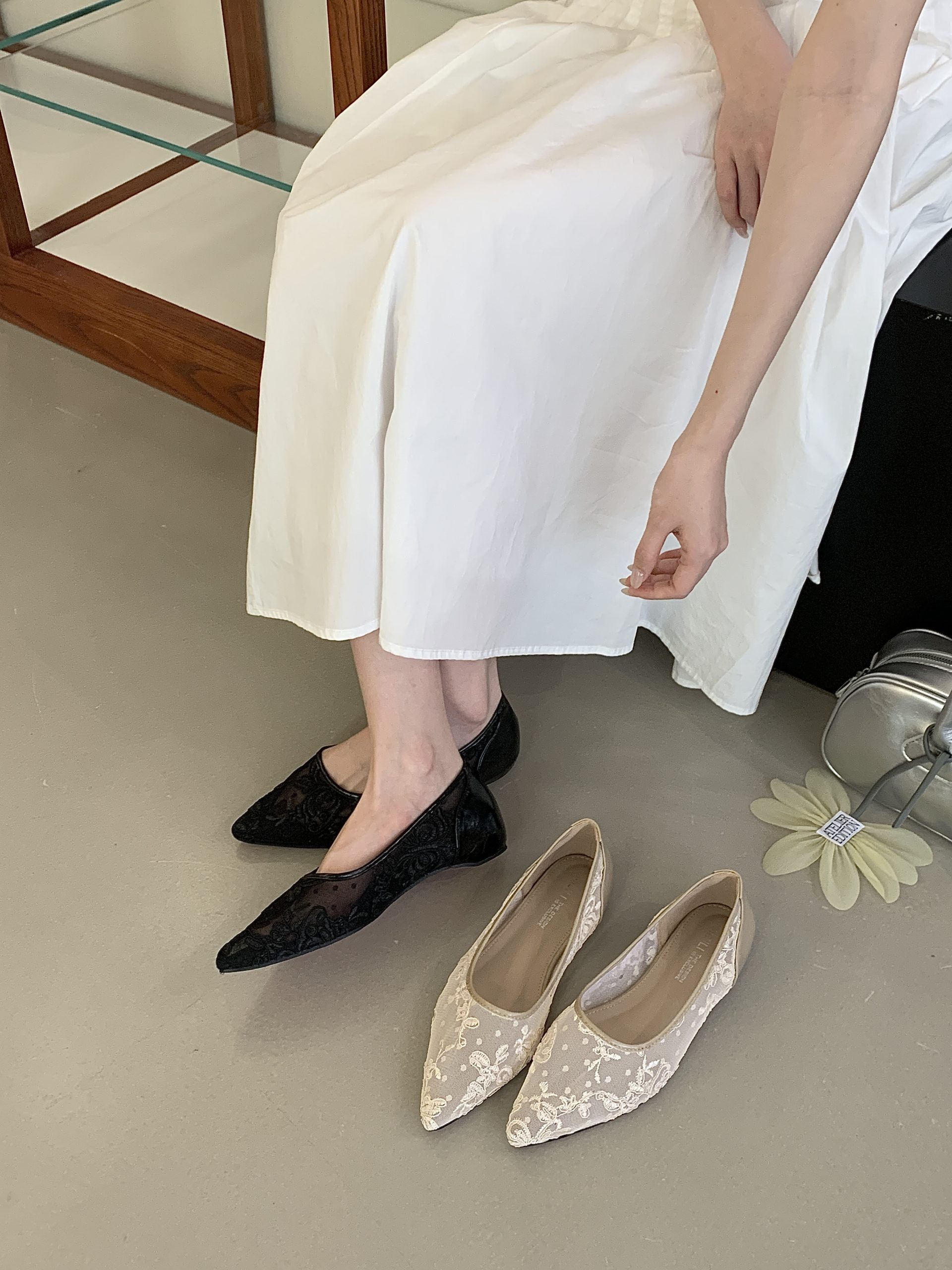 2026-summer-new-womens-pointed-toe-inner-wedge-sandals-with-embroidery 2026 Summer New Women's Pointed Toe Inner Wedge Sandals with Embroidery