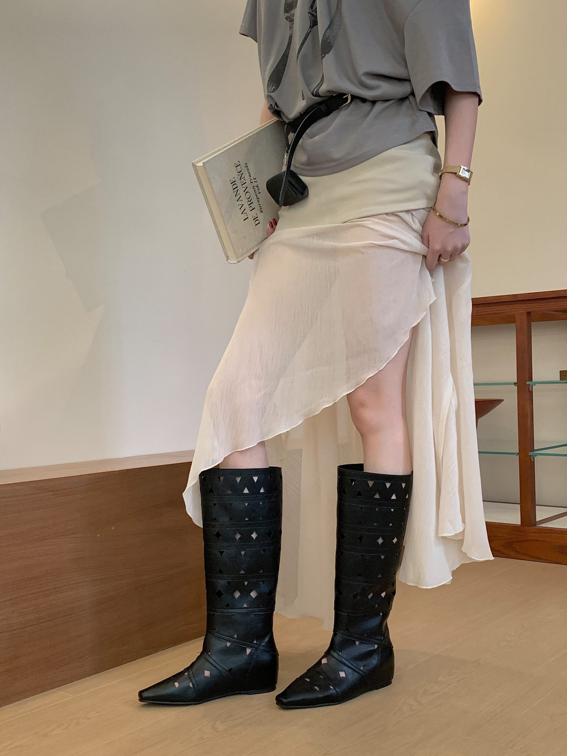 french-style-elevated-casual-summer-boots-2026-new-womens-high-boots-with-dress_1 French Style Elevated Casual Summer Boots 2026 New Women's High Boots with Dress