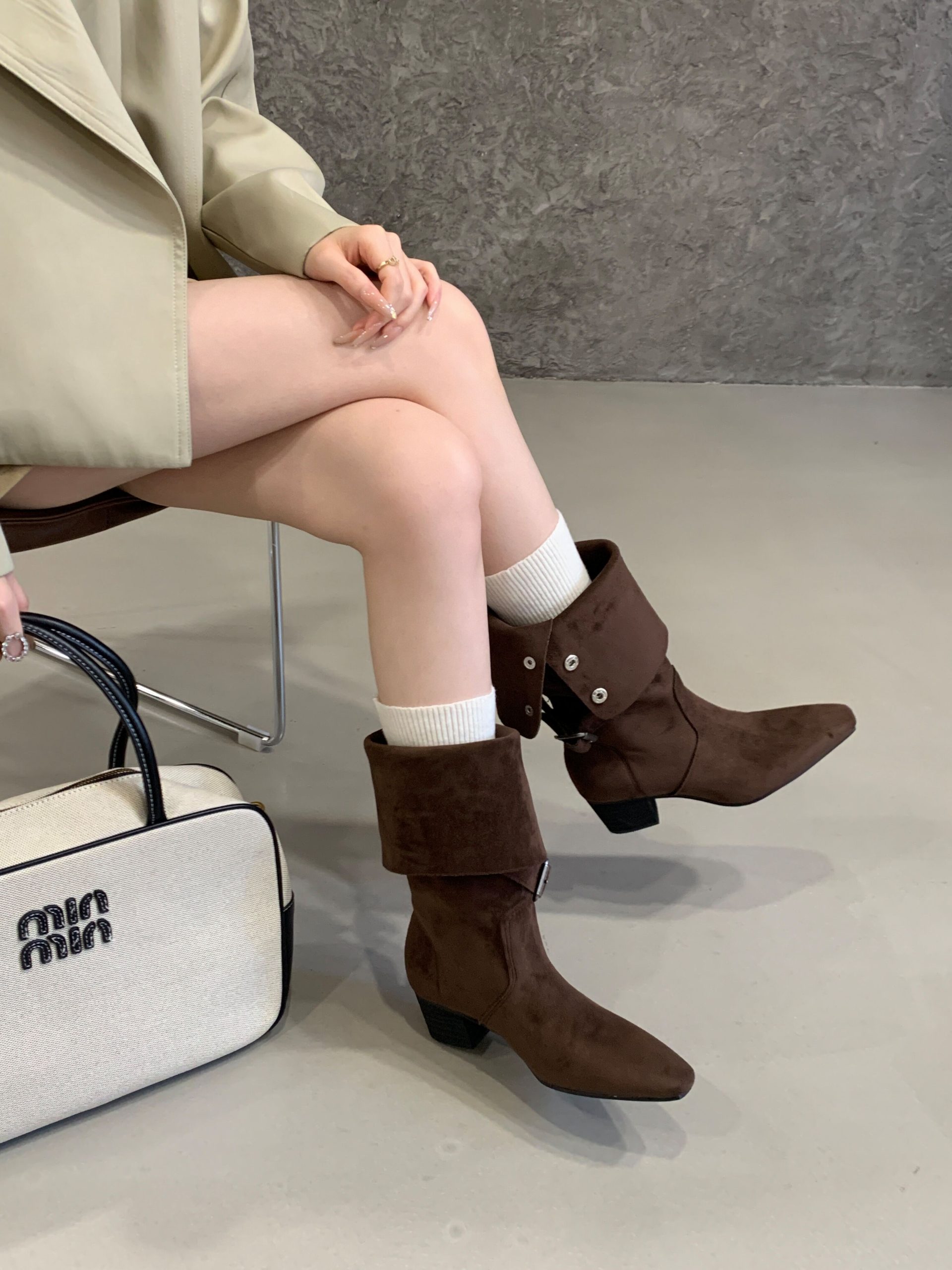 retro-chunky-heel-stretch-slim-boots-2026-autumn-winter-new-style-slim-high-top-suede-stacked-women_3 Retro Chunky Heel Stretch Slim Boots 2026 Autumn Winter New Style Slim High Top Suede Stacked Women